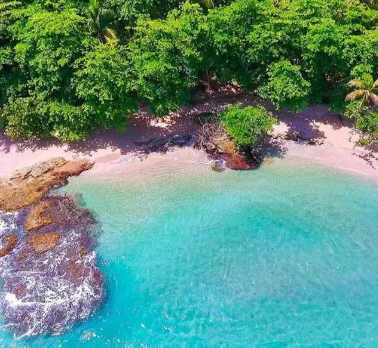 playa chiquita beach caribbean costa rica